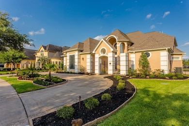 14 Lake Mist Ct, Sugar Land, TX 77479 - photo 3