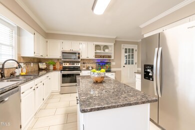 007_Kitchen