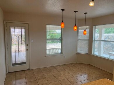 14323 Desert Sunset Dr, Horizon City, TX 79928 - photo 5