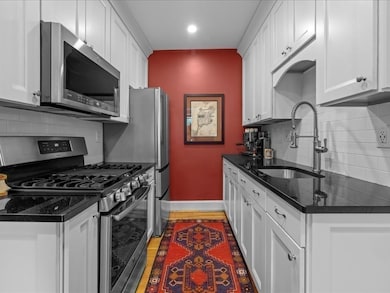 228 Commonwealth Ave unit 9, Boston, MA 02116 - photo 3