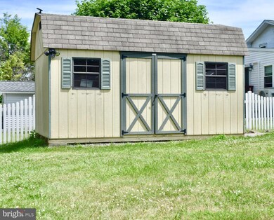 36 Meadow Ave, Tamaqua, PA 18252 - photo 6