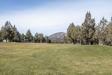 7020 Robin Ct, Redmond, OR 97756 - photo 4