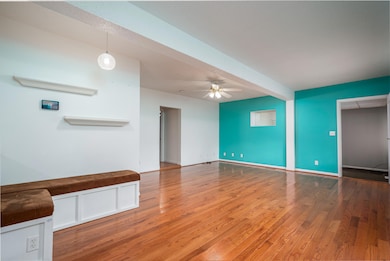 921 E Willoughby Rd, Lansing, MI 48911 - photo 4