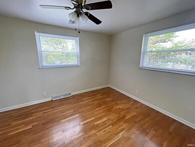 1301 NE 3rd St, Washington, IN 47501 - photo 7