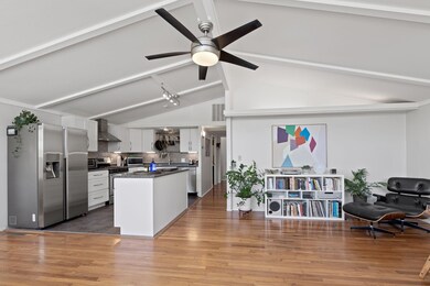 6-web-or-mls-411-bourn-ave