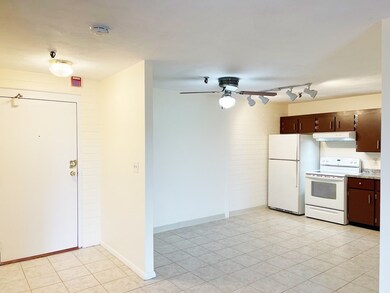Sagamore Place Condominiums unit 803, Quincy, MA 02171 - photo 4