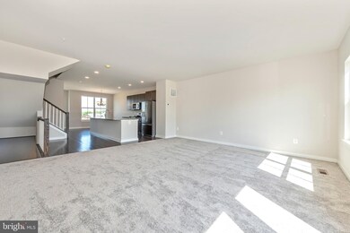 404 Gillespie Dr, Frederick, MD 21702 - photo 3