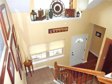 Entry/Foyer.