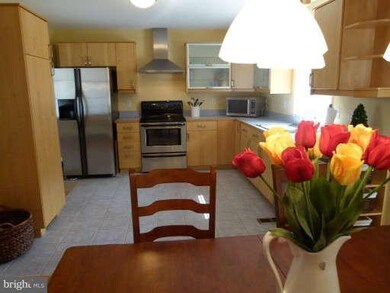 1426 Jones Station Rd, Arnold, MD 21012 - photo 4