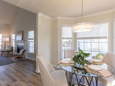 009-1280x960-dining-family-room