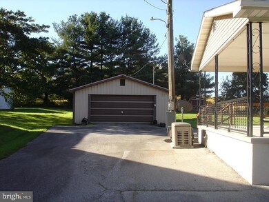 1855 Shrivers Corner Rd, Gettysburg, PA 17325 - photo 2