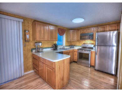 22 Drury Ln unit U11, Nashua, NH 03064 - photo 7