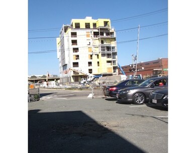 8 Medford St, Somerville, MA 02143 - photo 4