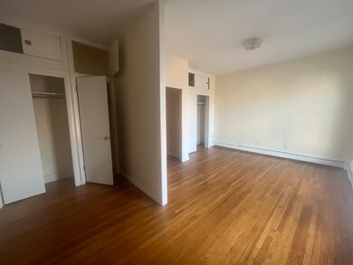 39 Garrison Rd unit 2, Brookline, MA 02445 - photo 3