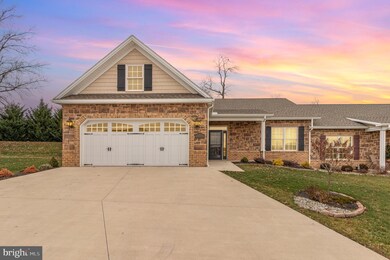 83 Stoners Cir, Littlestown, PA 17340 - photo 2