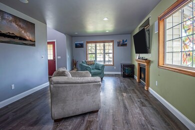 2269 Nuttail Ct Bend OR 97701-print-007-