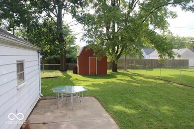 2117 N Maplewood Ave, Muncie, IN 47304 - photo 7