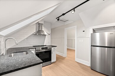 17 Briggs St unit 3, Salem, MA 01970 - photo 3