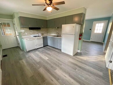 148 Stetson Terrace, Saint Johnsbury, VT 05819 - photo 7