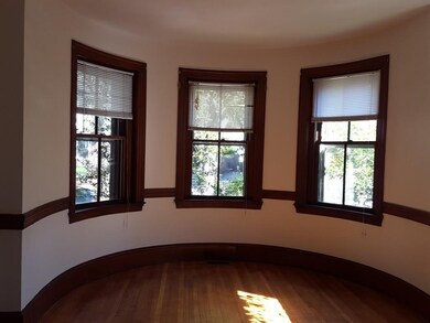 70 Mount Vernon St unit 1, Cambridge, MA 02140 - photo 3