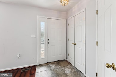 1747 Glebe Creek Way, Odenton, MD 21113 - photo 2