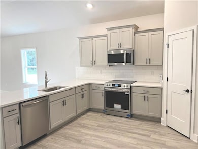 4050 Leighton Place Dr, Mobile, AL 36693 - photo 5