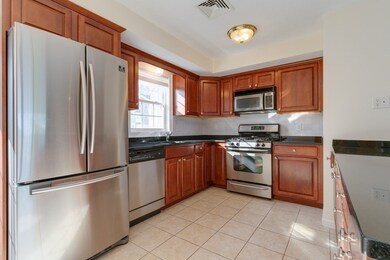 10 Ricciuti Dr unit 1, Quincy, MA 02169 - photo 4