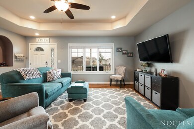 709 South View Place SE-20