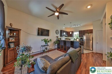 328 Polk St unit 3, Bethlehem, PA 18015 - photo 7