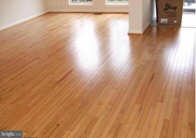 18 Roger Valley Ct, Parkville, MD 21234 - photo 2