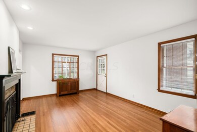 009__R 193 Chatham Road 024-