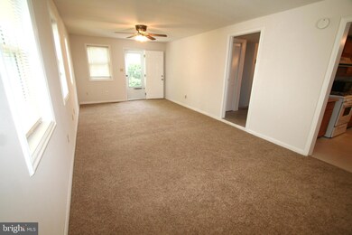 929 Montgomery St unit C, Laurel, MD 20707 - photo 5