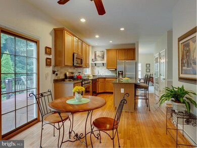 15594 Fancy Farm Ct, Manassas, VA 20112 - photo 6