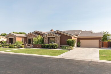 3527 Mallory Cir (2 of 42)