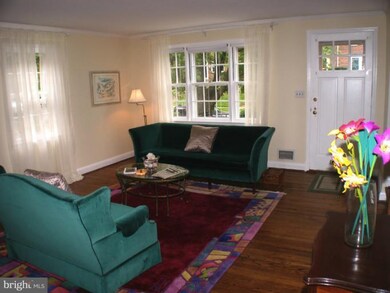 190 Stanmore Rd, Baltimore, MD 21212 - photo 2