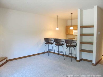 801 Lakepoint Dr unit B11, Frisco, CO 80443 - photo 6