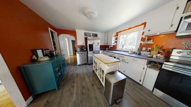 52 Chapel St, Holden, MA 01520 - photo 6