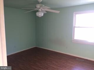 9409 Franklin Square Dr, Rosedale, MD 21237 - photo 7