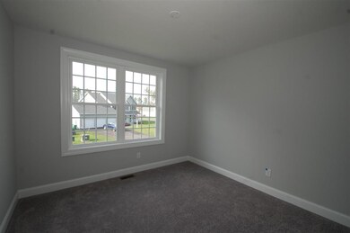 4 Crab Tree Ct unit 30, MerriMacK, NH 03054 - photo 4