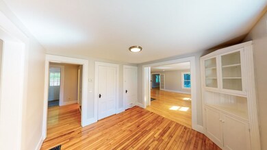 108 Dakin Rd, Sudbury, MA 01776 - photo 7