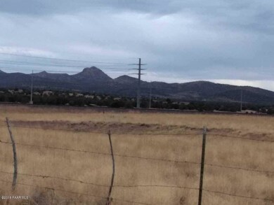 2250 W Santa fe Rd, Paulden, AZ 86334 - photo 3