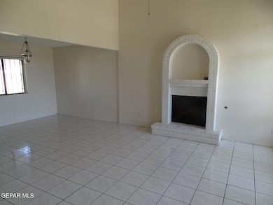 5245 Roger Maris Dr, El Paso, TX 79934 - photo 5