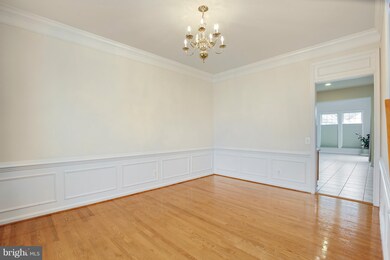 8978 Birch Bay Cir, Lorton, VA 22079 - photo 7