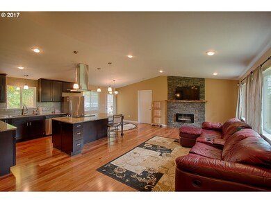 94378 Coldiron Hill Rd, Gold Beach, OR 97444 - photo 2