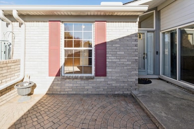 48564 Hudson Bay Ct unit 114, Shelby Township, MI 48315 - photo 5