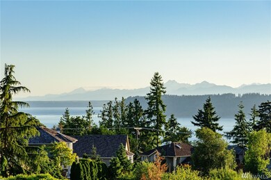 621 Possession View Ln, Mukilteo, WA 98275 - photo 2