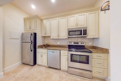 373 Commonwealth Ave unit 404, Boston, MA 02115 - photo 2