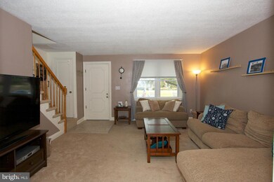 8609 Black Oak Rd, Parkville, MD 21234 - photo 4