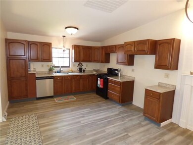 1200 Ohio Ave, Midland, PA 15059 - photo 2