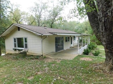 404 Blooming Laurel Dr, Hendersonville, NC 28792 - photo 2